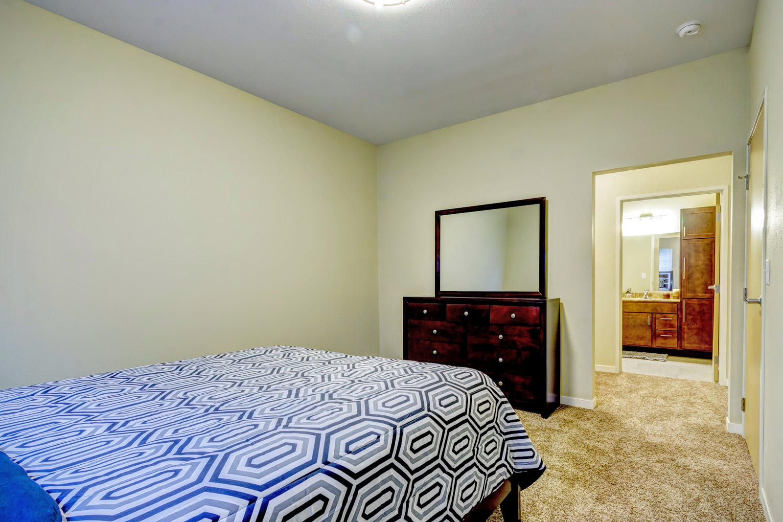 apartment bedroom