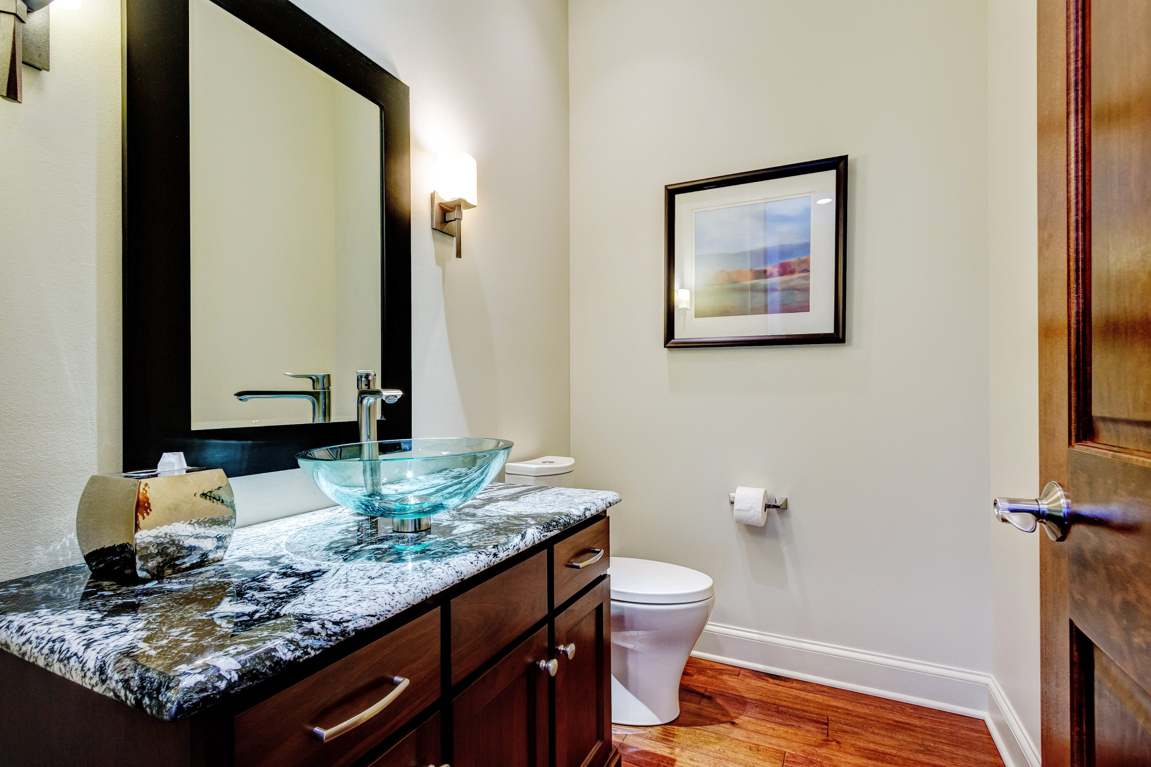 powder room